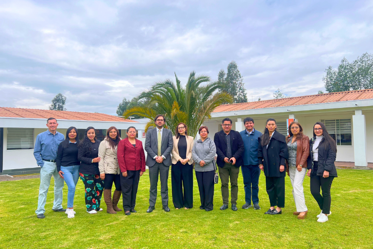 La Universidad Hemisferios moderniza su archivo institucional como parte de su transformación digital