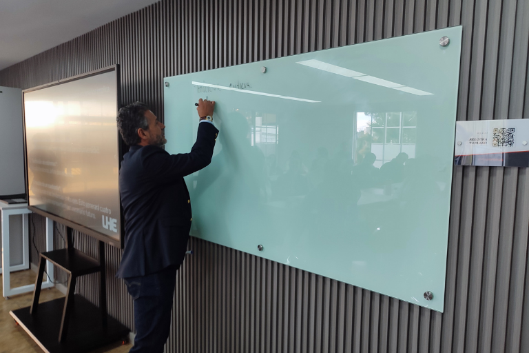 UHE Impulsa su Planificación Estratégica con Líderes Académicos