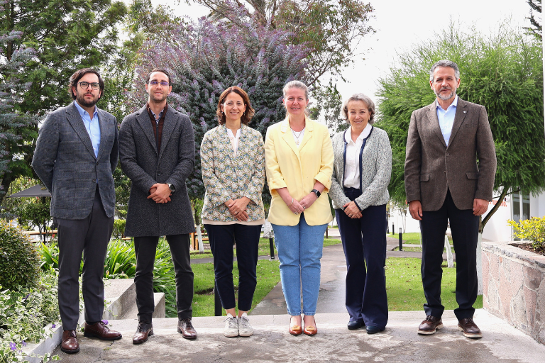 Universidad Hemisferios impulsa la excelencia educativa con la visita de Mònica Argemí de UIC Barcelona