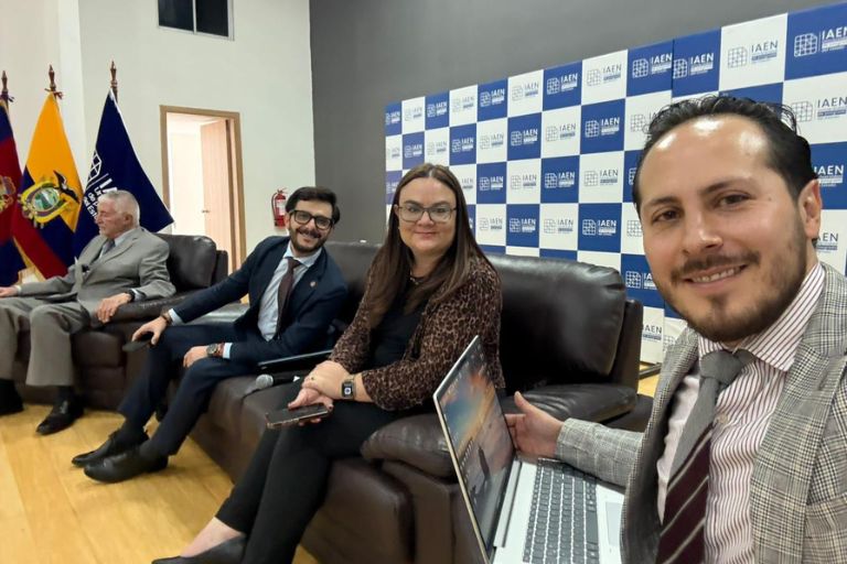 UHE en foro de Gobernanza Global