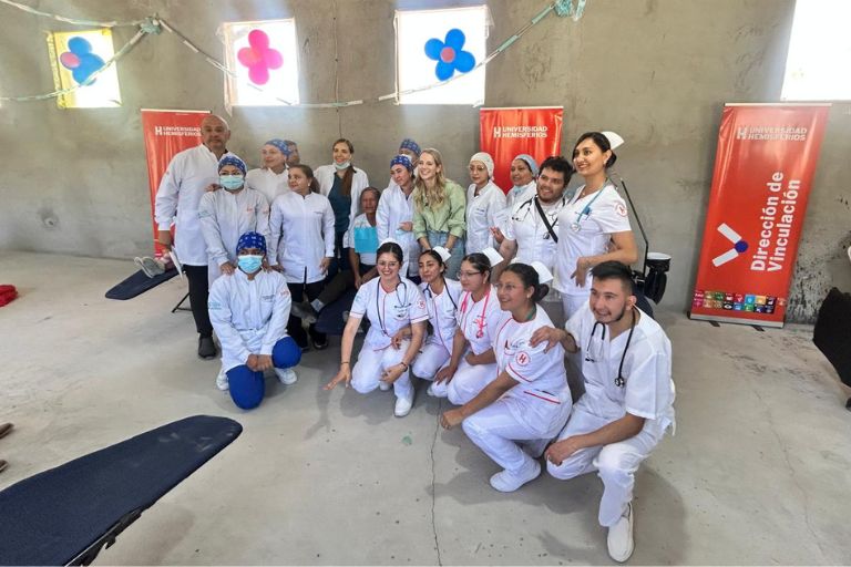 UHE llevó atención odontológica a comunidades vulnerables