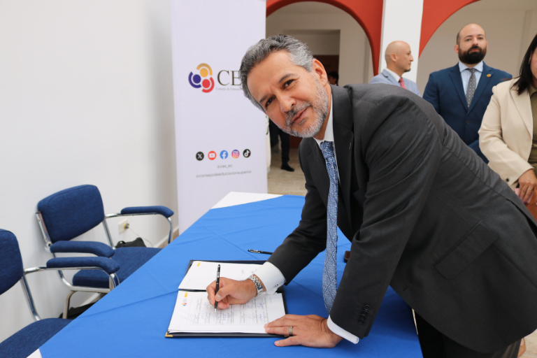 UHE reafirmó su apoyo al convenio nacional del Proyecto Ana