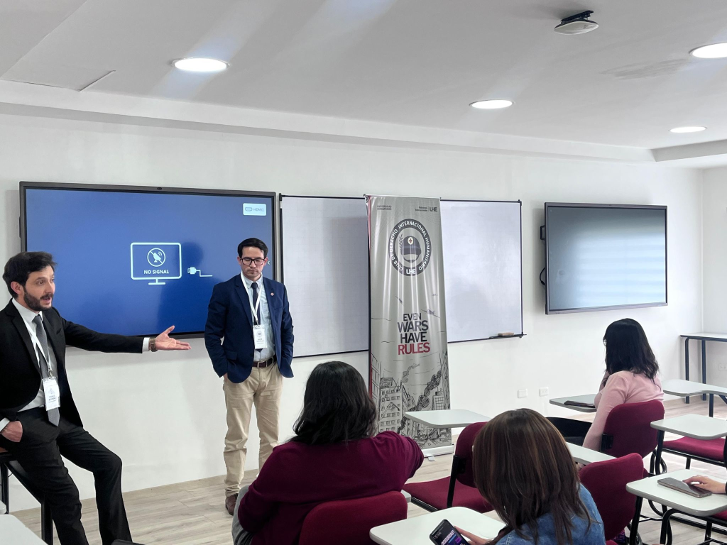 Se inauguró el Club de Derecho Internacional Humanitario en la UHE