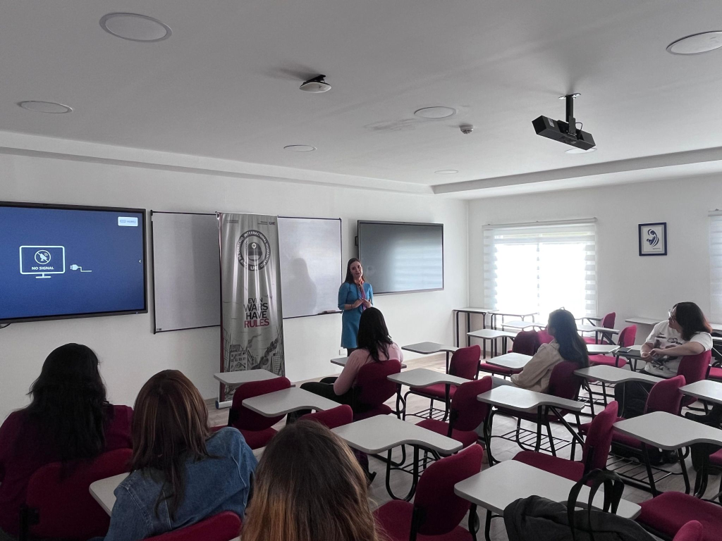 Se inauguró el Club de Derecho Internacional Humanitario en la UHE