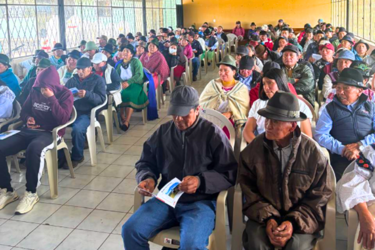 Universidad Hemisferios fortalece la educación y la salud comunitaria en Cochas, Imbabura