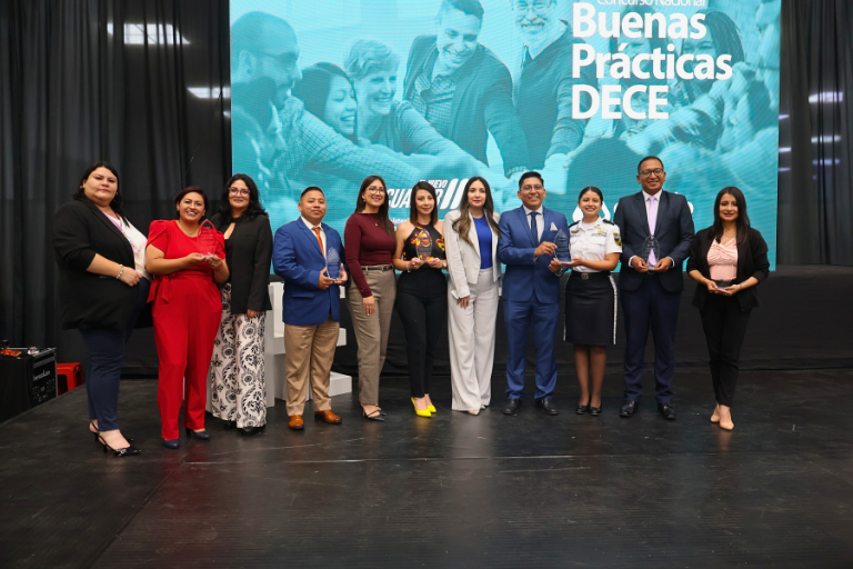 INNOVATÉ reconoce y celebra la labor de los DECE a nivel nacional