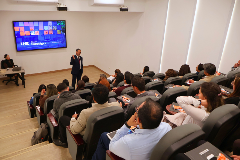 UHE inicia el ciclo estratégico 2025–2030 con la presentación del PEDI y la puesta en marcha de sus proyectos institucionales