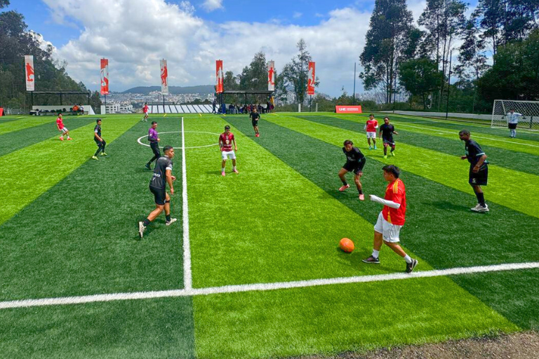 Clausura UHE Sports con premiaciones, integración y la final del torneo de fútbol