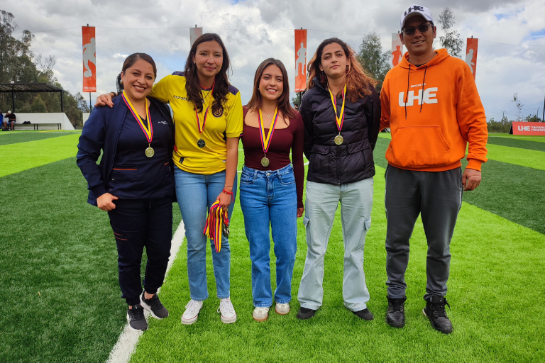 Clausura UHE Sports con premiaciones, integración y la final del torneo de fútbol