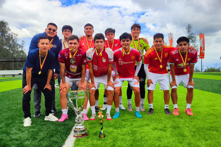 Clausura UHE Sports con premiaciones, integración y la final del torneo de fútbol