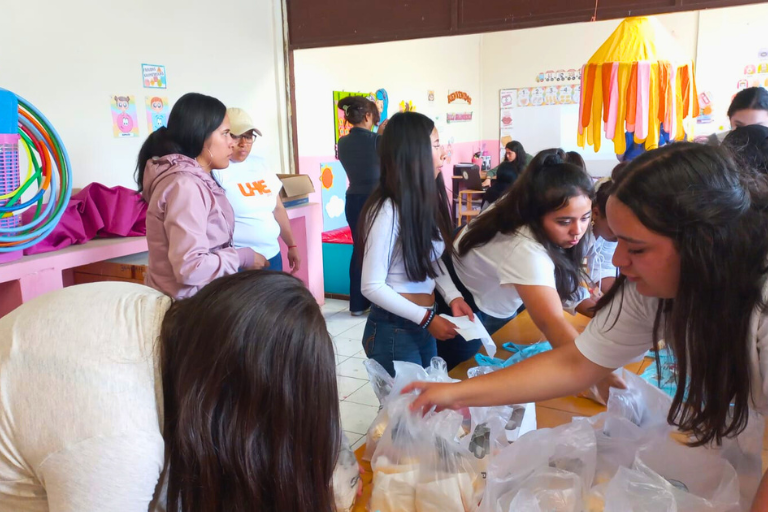 Visita Académica al Centro Educativo Comunitario Intercultural Bilingüe “José Vasconcelos de Cotacachi