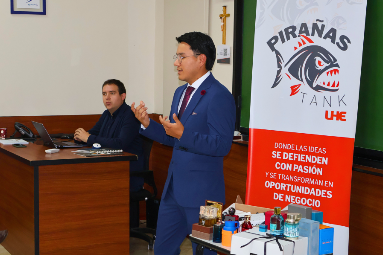 UHE realizó el primer evento “Pirañas Tank”, un espacio para impulsar el emprendimiento universitario