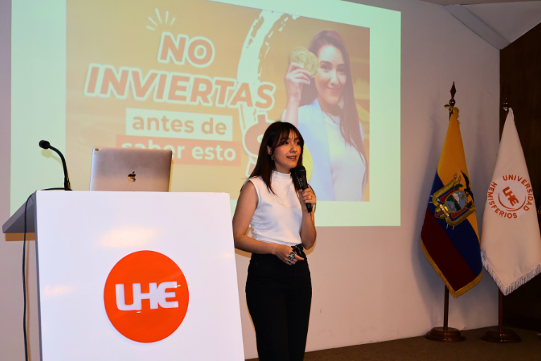 UHE y Diners Club ofrecen charla de Educación Financiera para fortalecer competencias económicas de los estudiantes