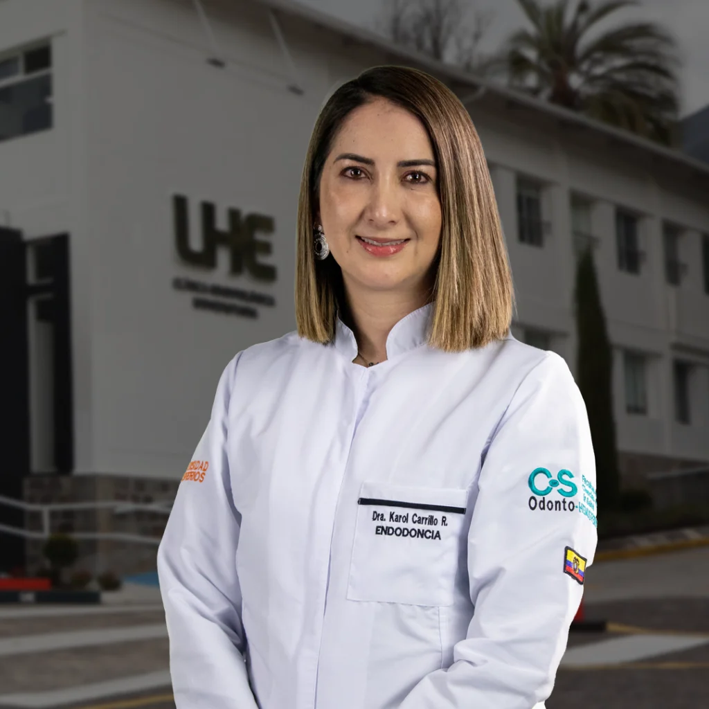 Karol Carrillo asume la Dirección de la carrera de Odontología UHE