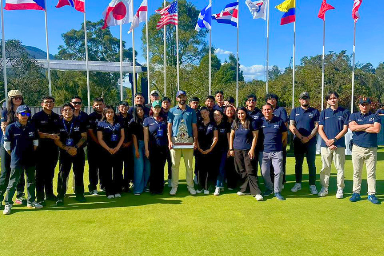 Estudiantes FCOM participan como Media Partners del PGA TOUR Américas
